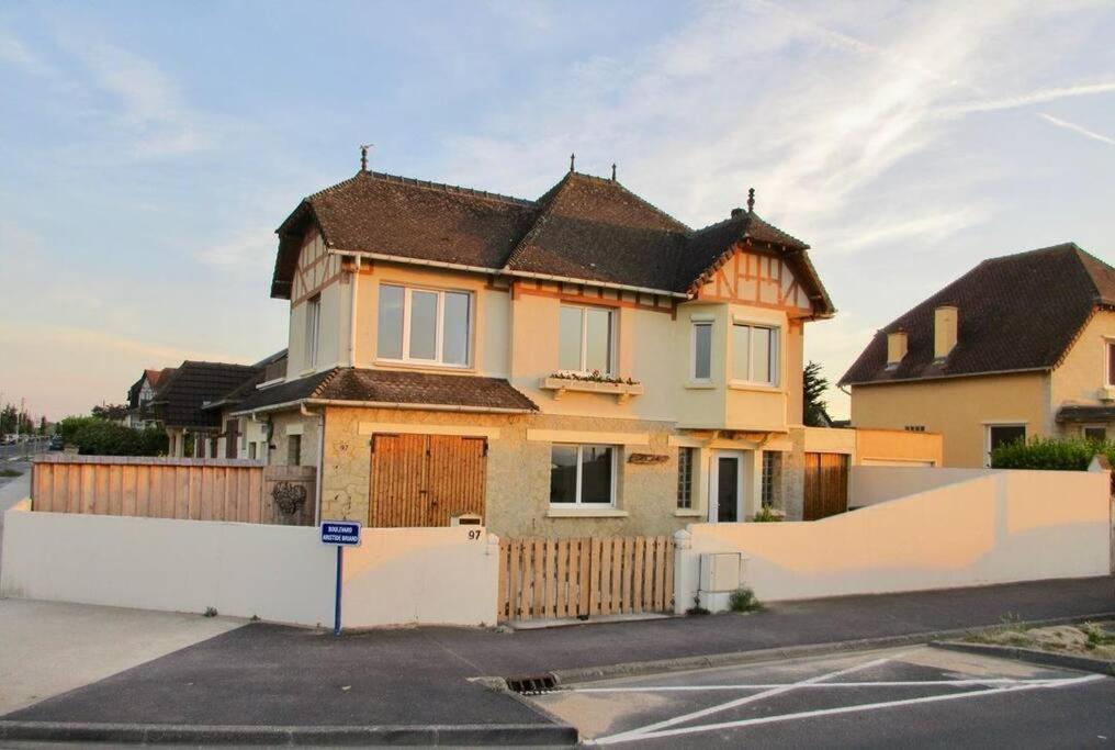 Spa Privatif Face Mer Riva Romantic & Spa Ouistreham Extérieur photo